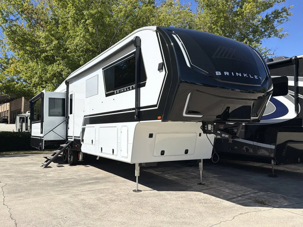 2025 Brinkley Model Z 3610