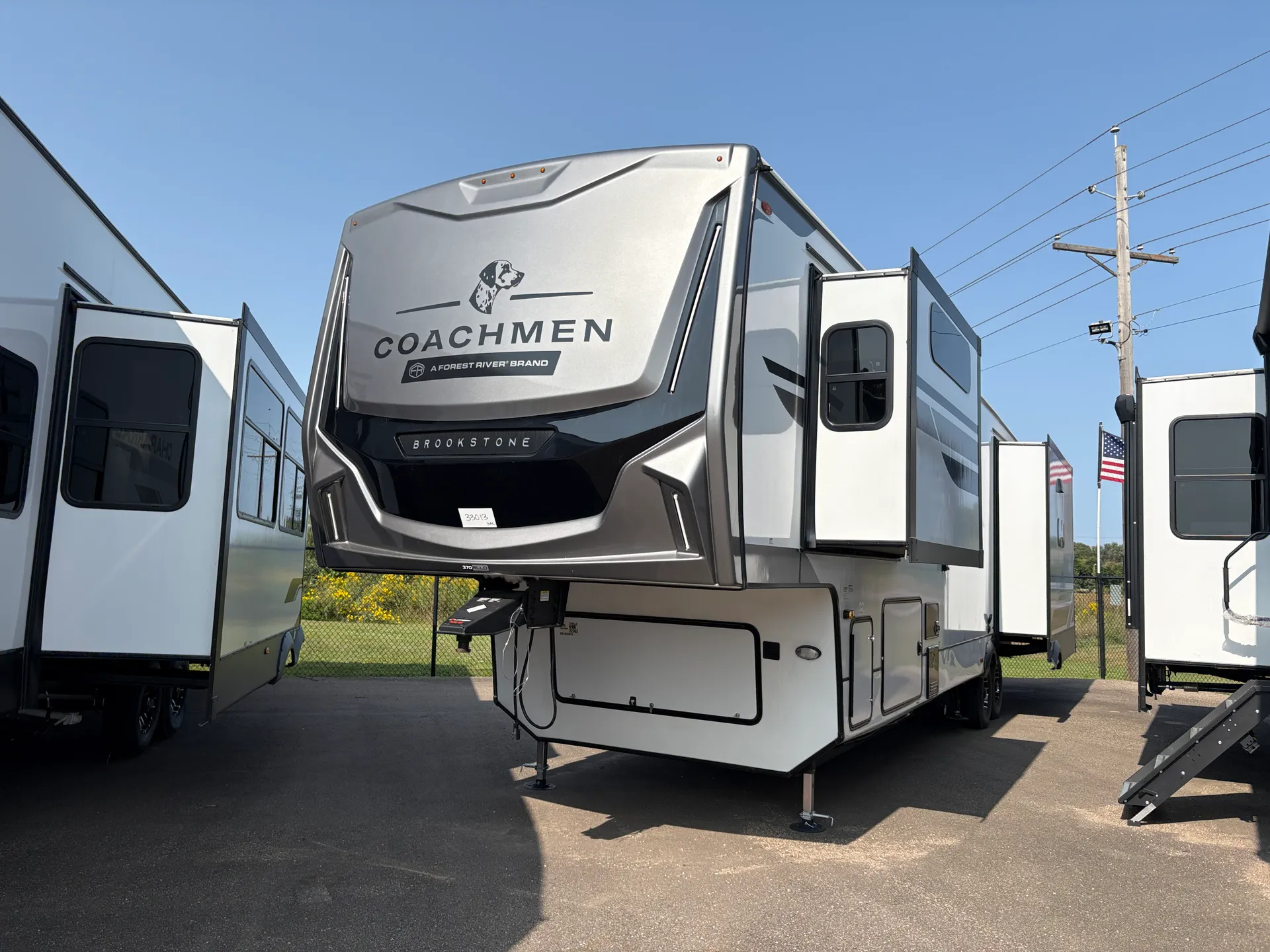 2025 Coachmen Brookstone 370RLLO - Photo 2