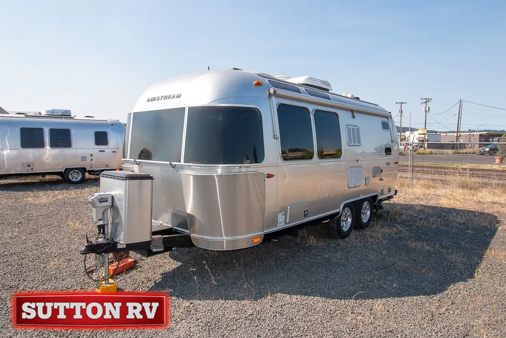 2017 Airstream Flying Cloud 23D - Photo 4