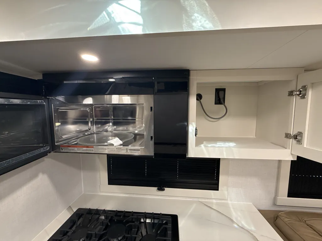 2026 Brinkley Model I 280, Photos photo 15