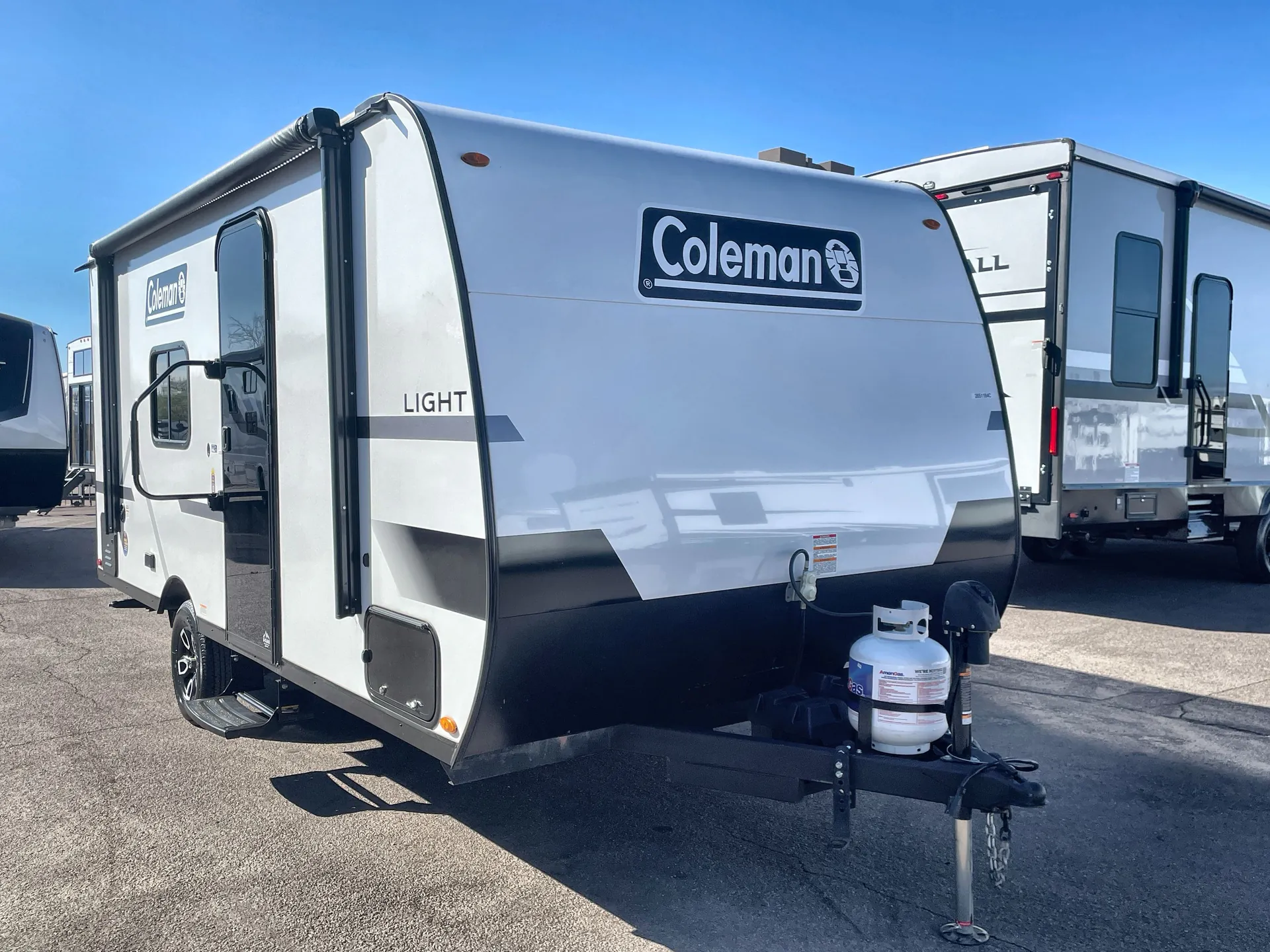 2025 Keystone Coleman Light 17RX - Photo 2
