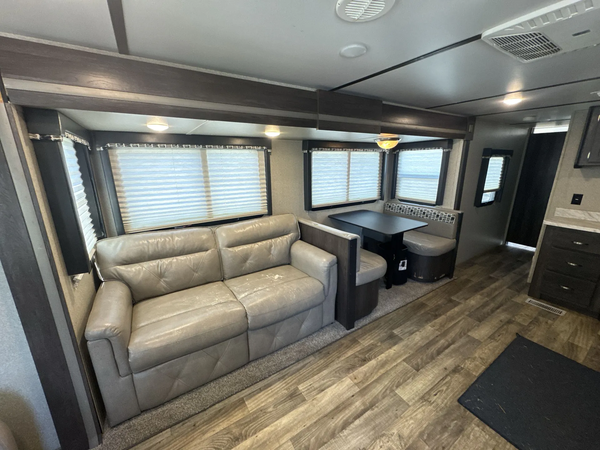 2019 Keystone Outback Ultra-Lite 299URL - Photo 4