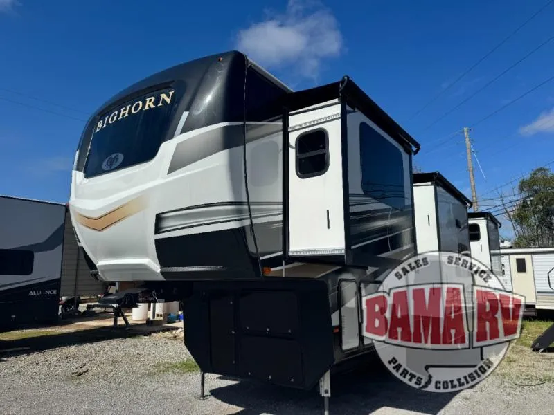 2023 Heartland Bighorn 3950FL - Photo 3