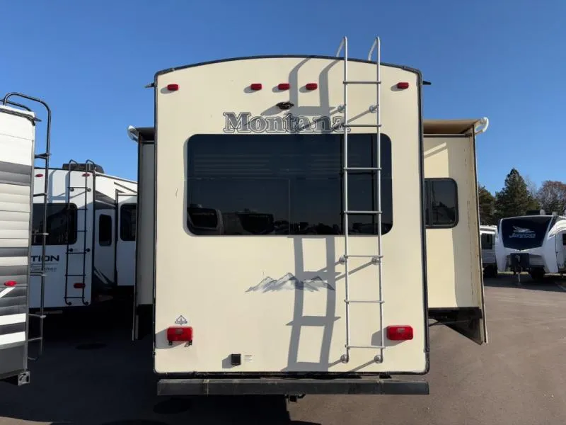 2015 Keystone Montana 3610 RL - Photo 4