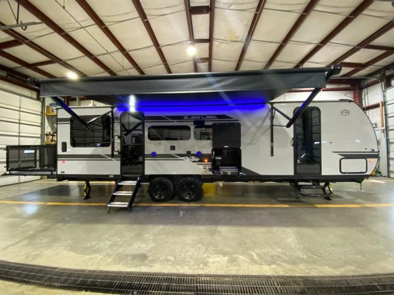 2027 Forest River Cherokee Grey Wolf Black Label 24RRTBL - Photo 2