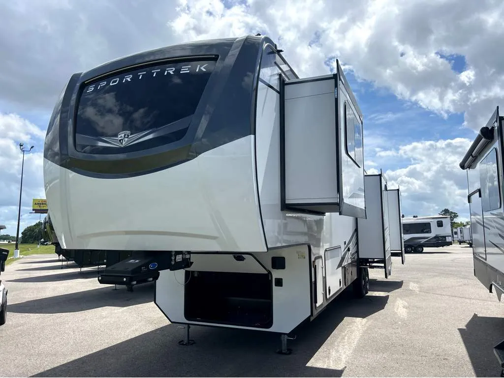2026 Venture RV SportTrek 5 Touring Edition STTF354VBH - Photo 2