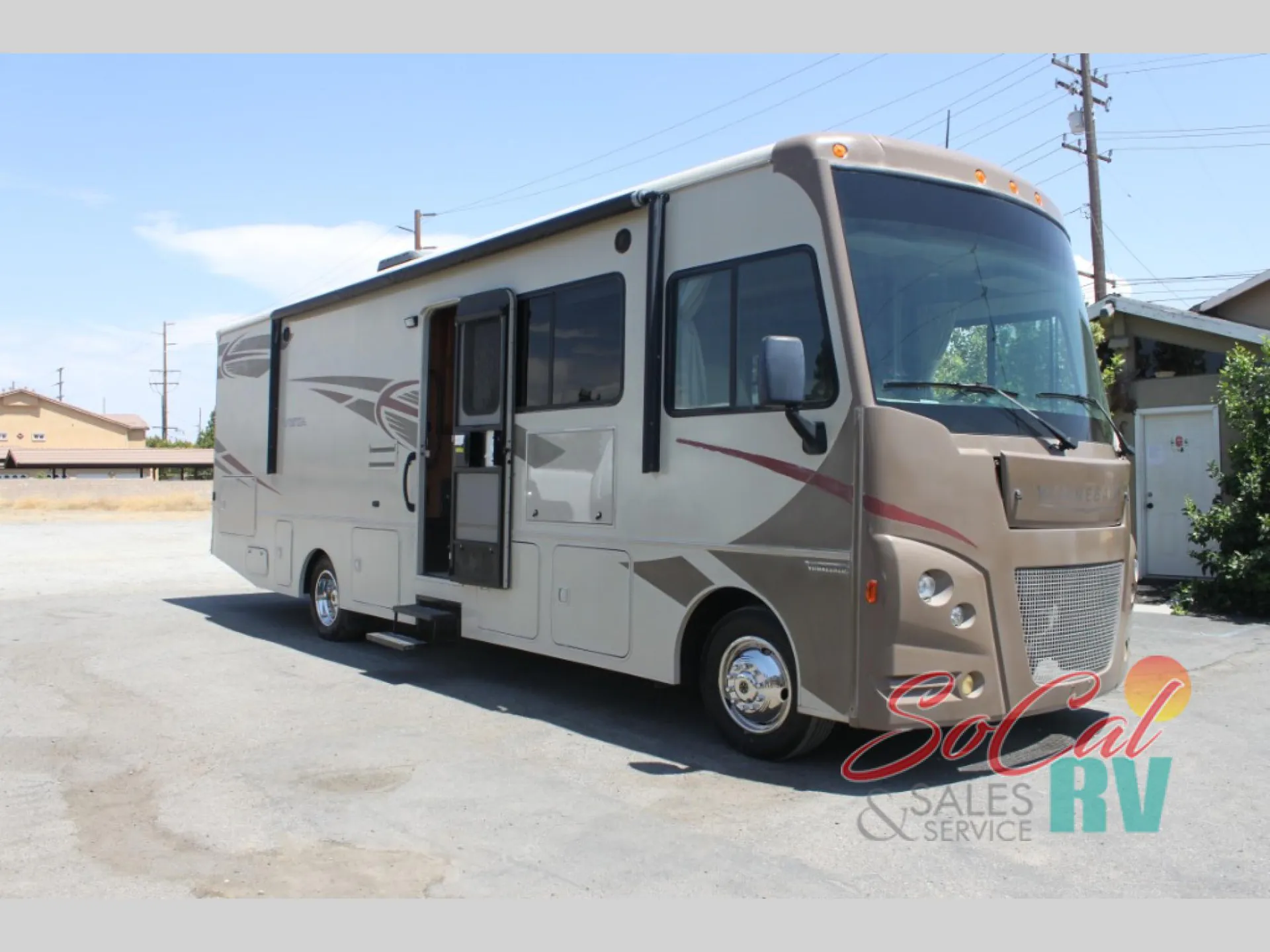 2016 Winnebago Vista 31B - Photo 2