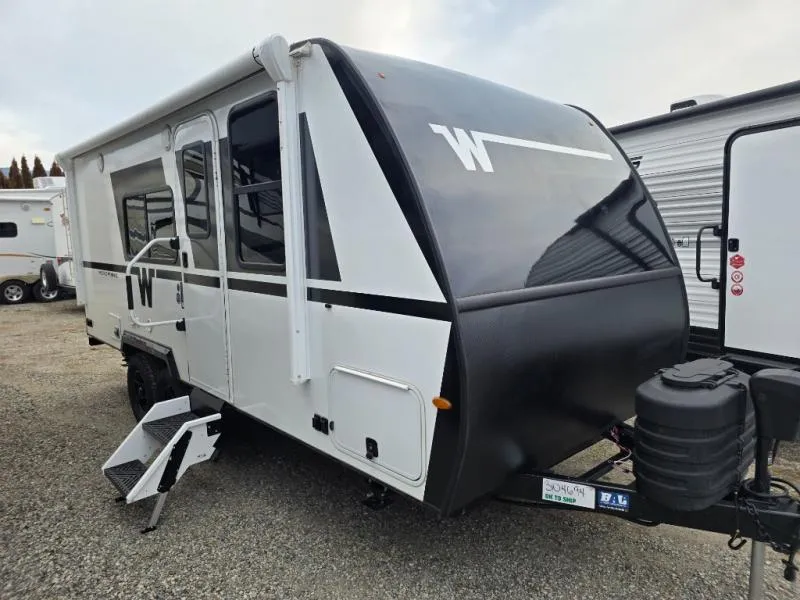2026 Winnebago Micro Minnie 2108FBS - Photo 3