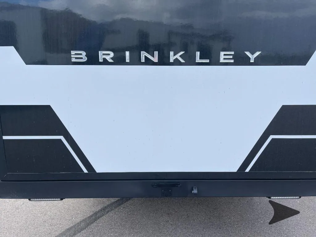 2026 Brinkley Model G 3950, Photos photo 17