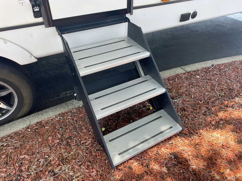 2023 Coachmen Freedom Express Ultra Lite 274RKS, Photos photo 30