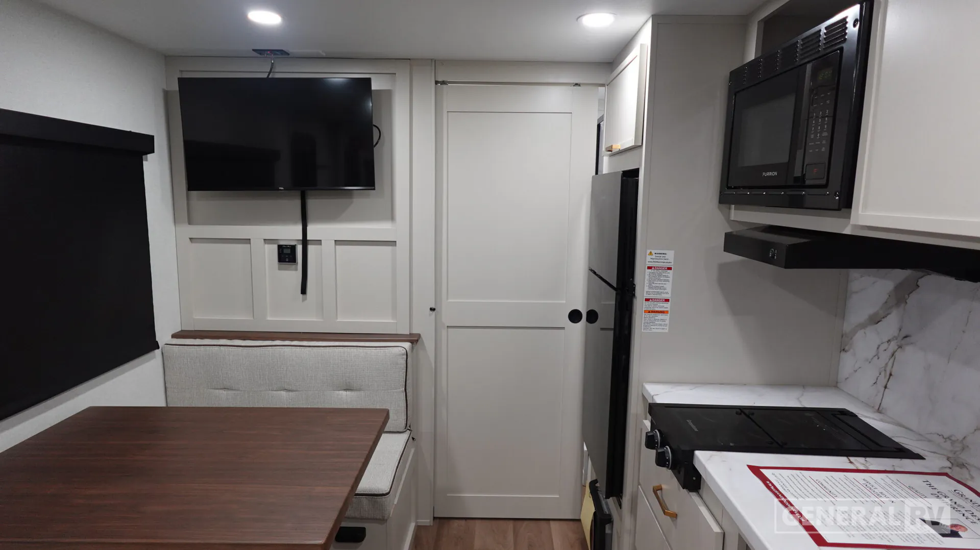 2027 Grand Design Imagine 2300MK - Photo 3