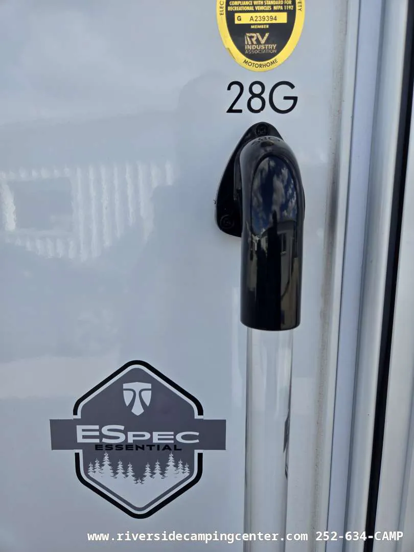 2027 Thor Motor Coach Chateau 29K - Photo 3