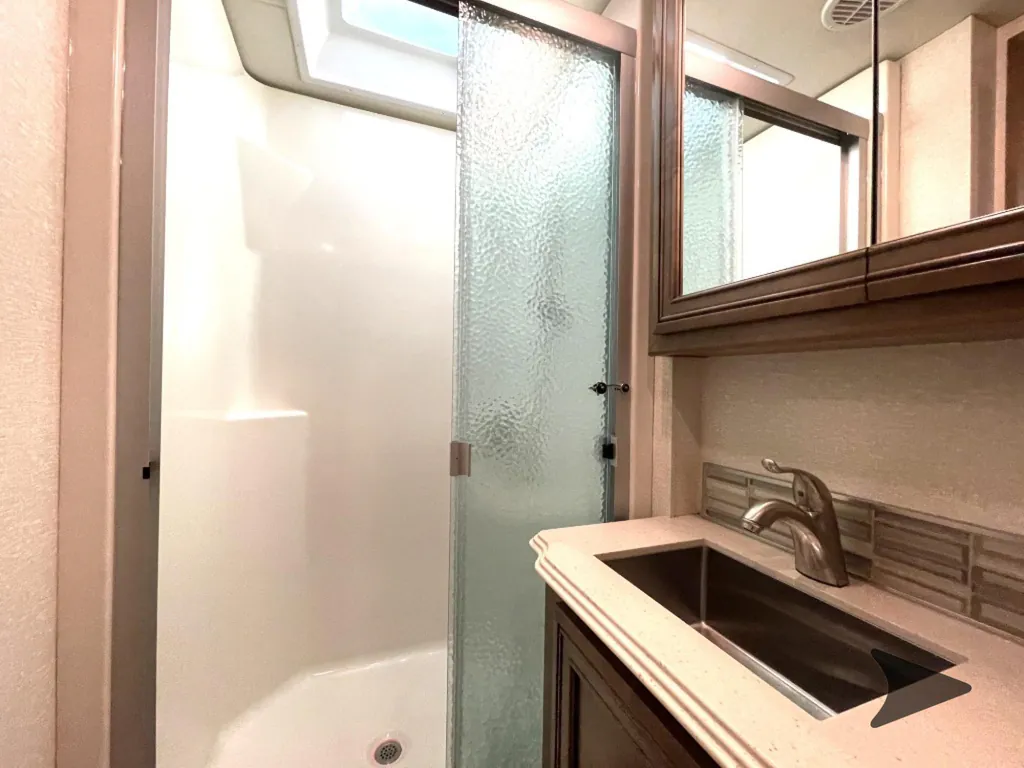 2020 Newmar Canyon Star 3929, Photos photo 43