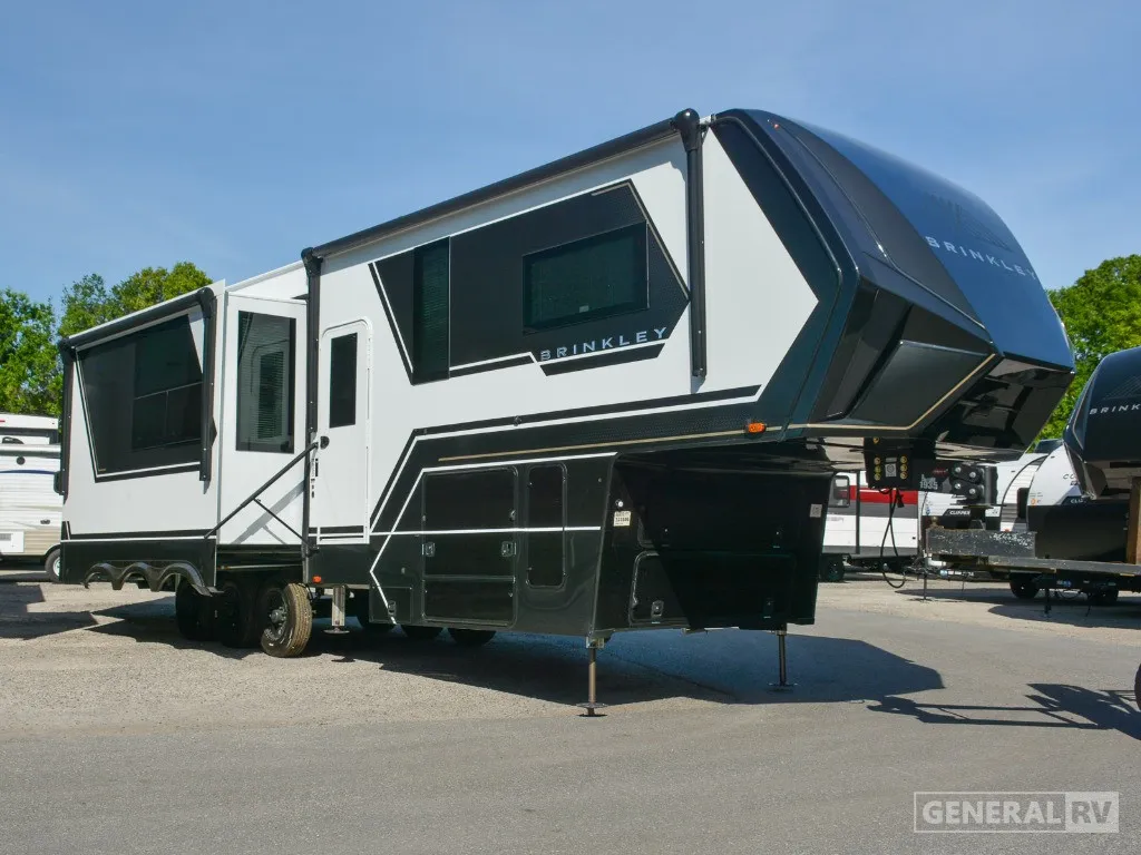 2025 Brinkley Model G 3250 - Photo 2