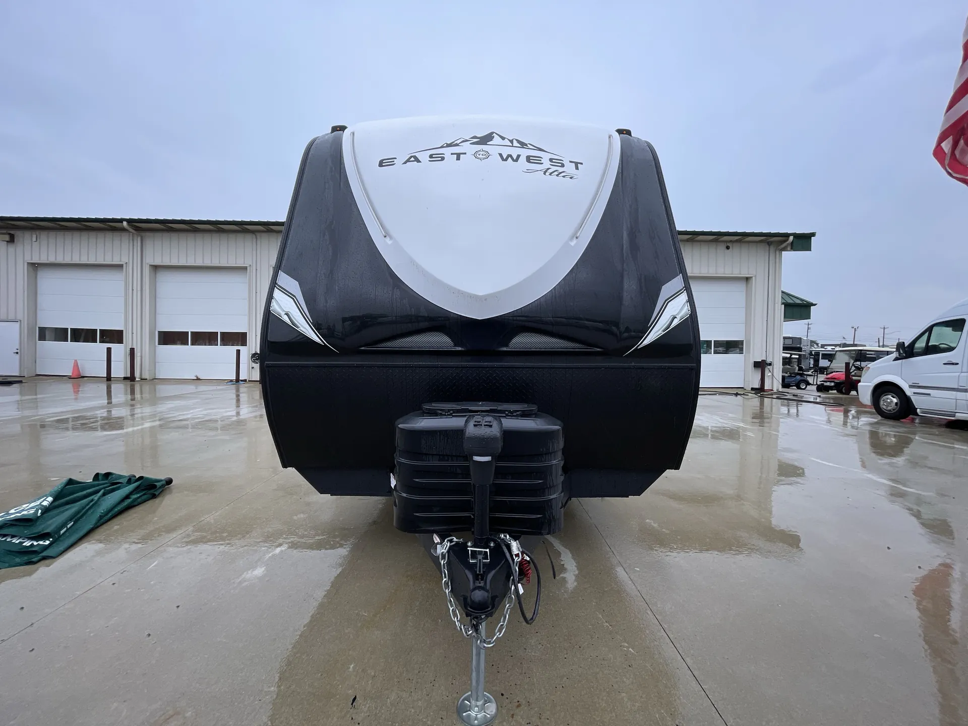 2024 East to West Alta 2810KIK — front
