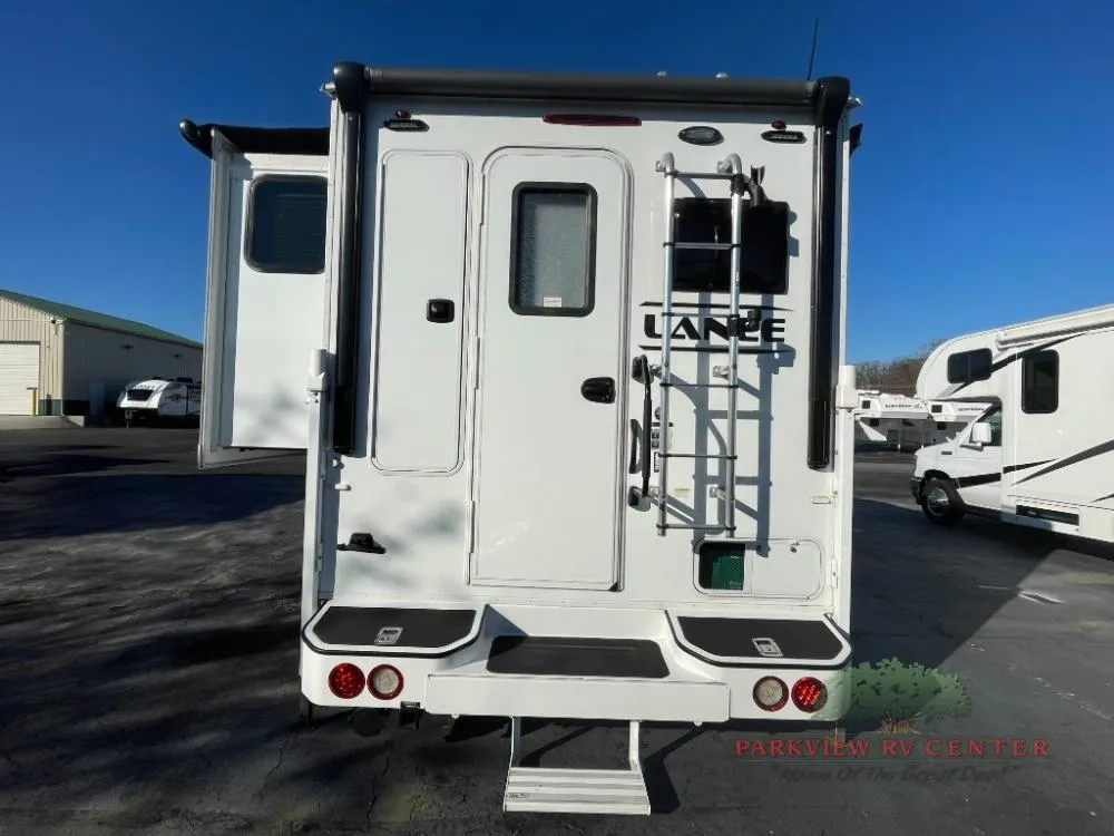 2022 Lance Lance Truck Campers 975 - Photo 4