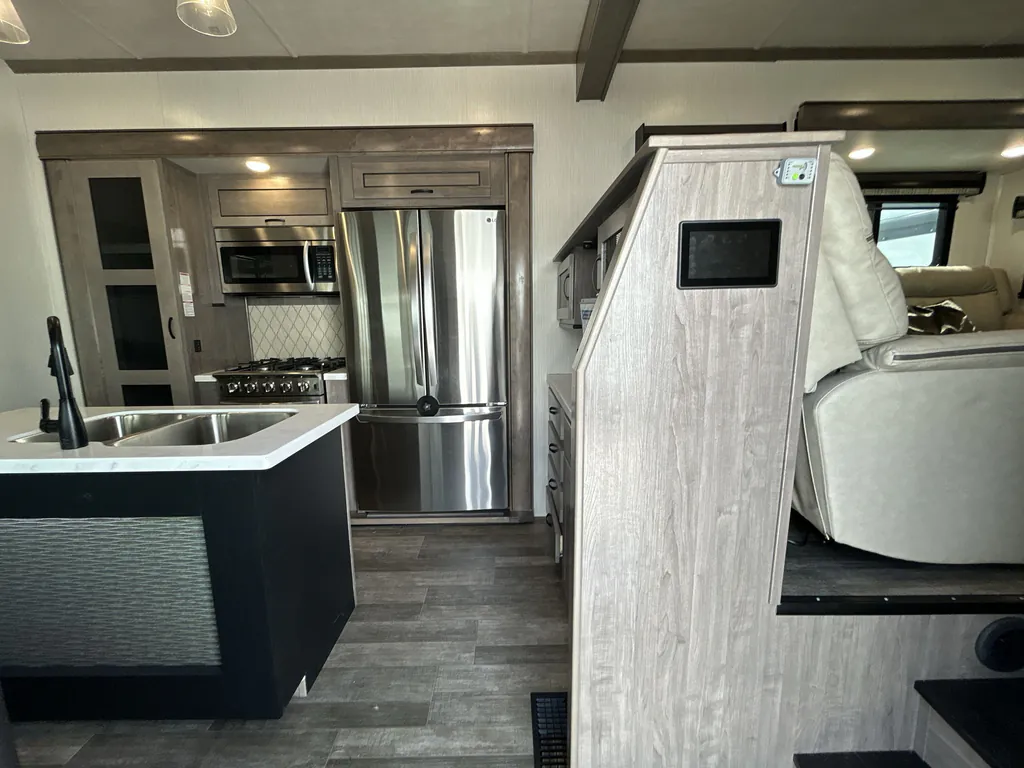 2021 Forest River Cedar Creek 371FL, Photos photo 3