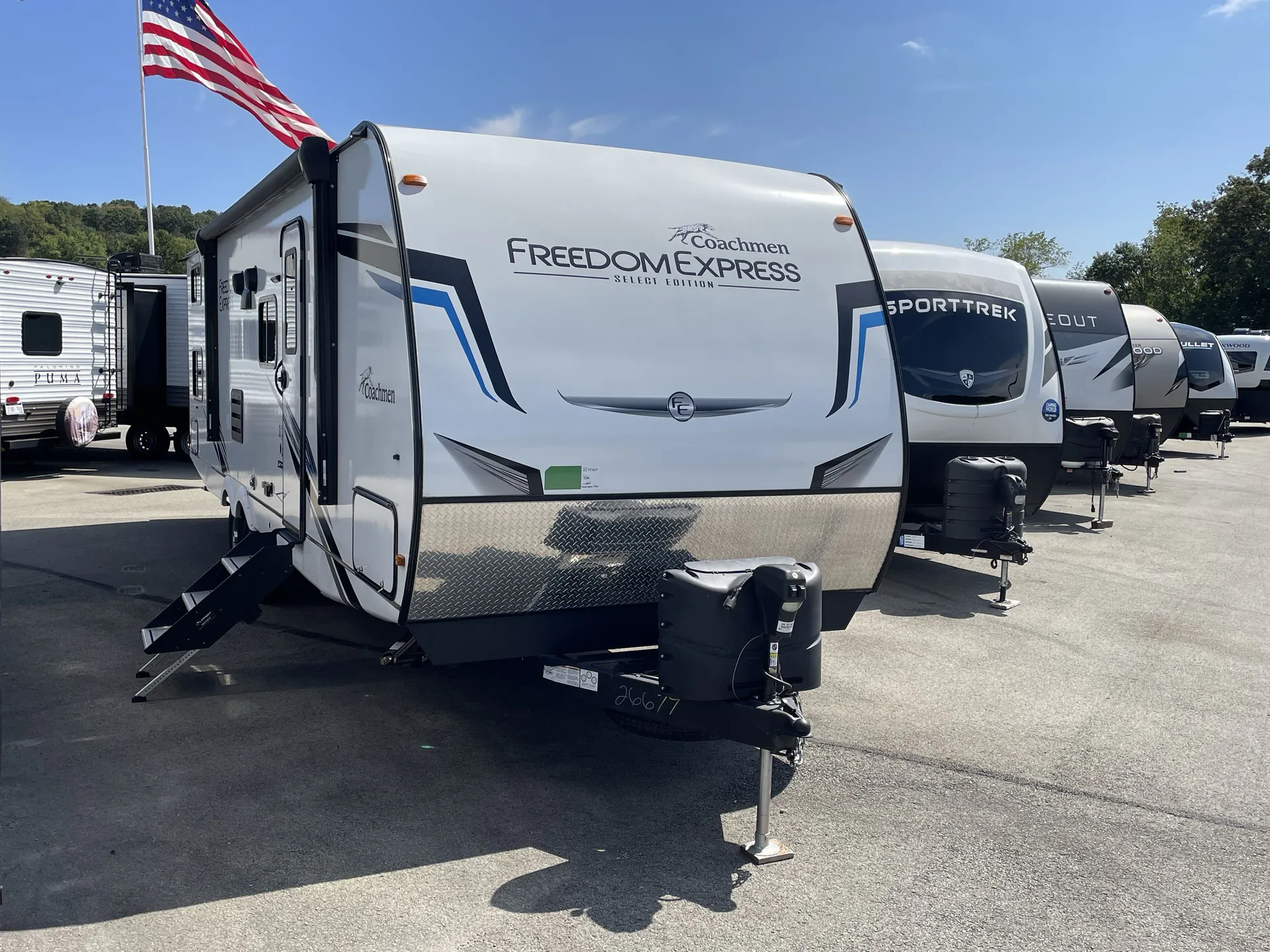 2023 Coachmen Freedom Express Select 29SE - Photo 2