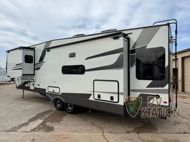2026 Forest River Rockwood Signature 401SFB - Photo 3