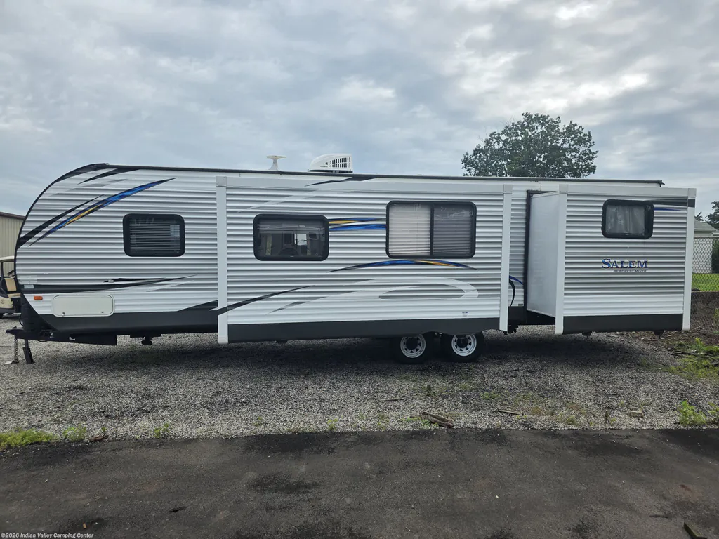 2018 Forest River Salem 28CKDS, Photos photo 3
