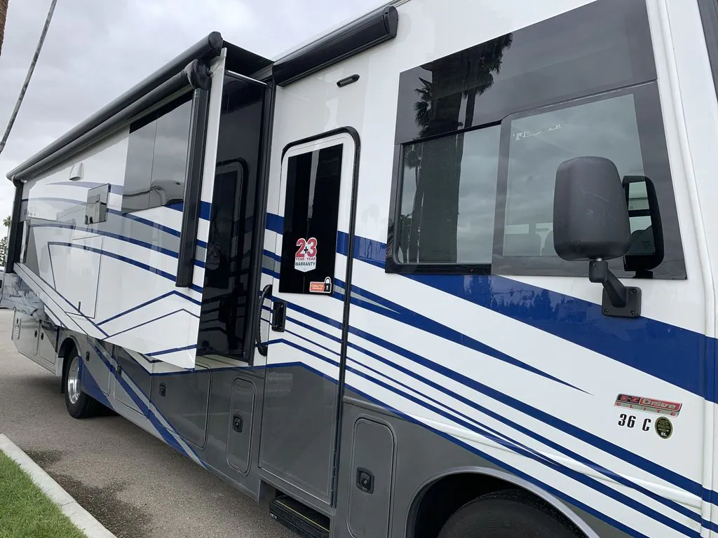 2026 Entegra Coach Vision XL 36C, Photos photo 16