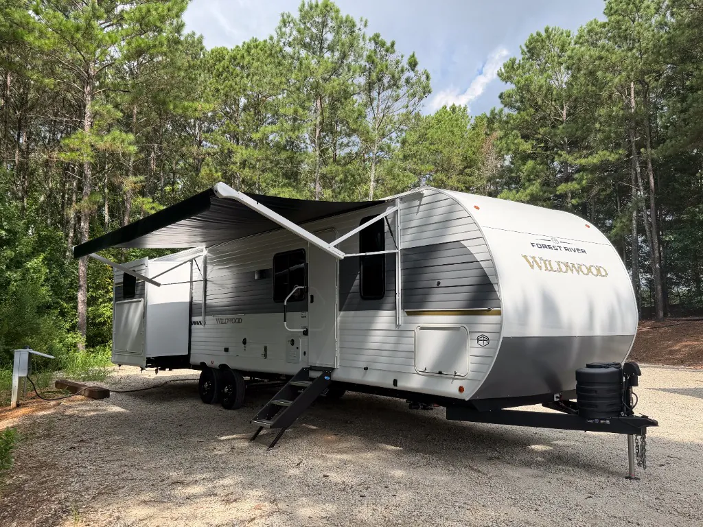 2027 Forest River Wildwood 31KQBTS - Photo 3