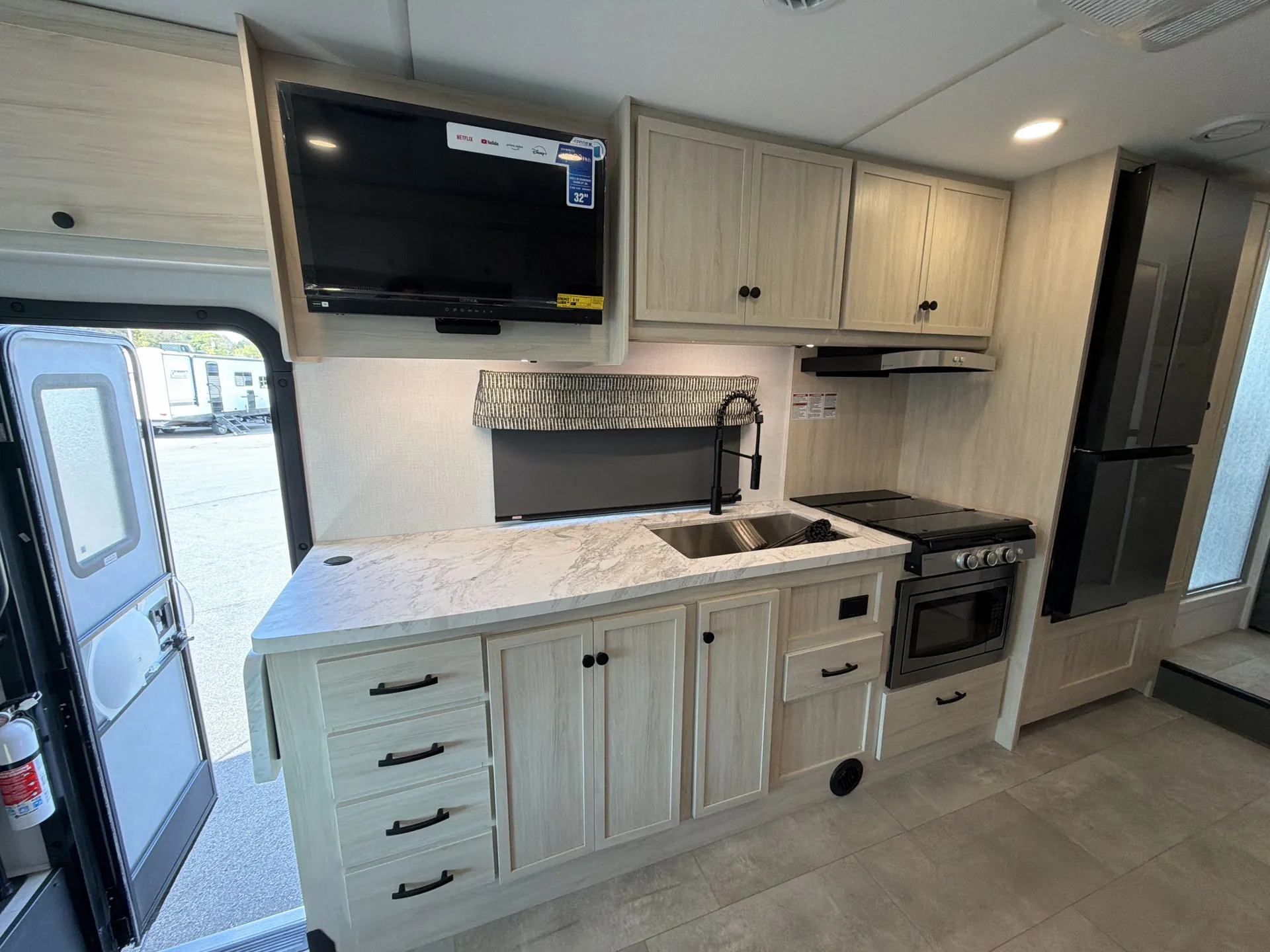 2027 Forest River Sunseeker 3010DS — living area main