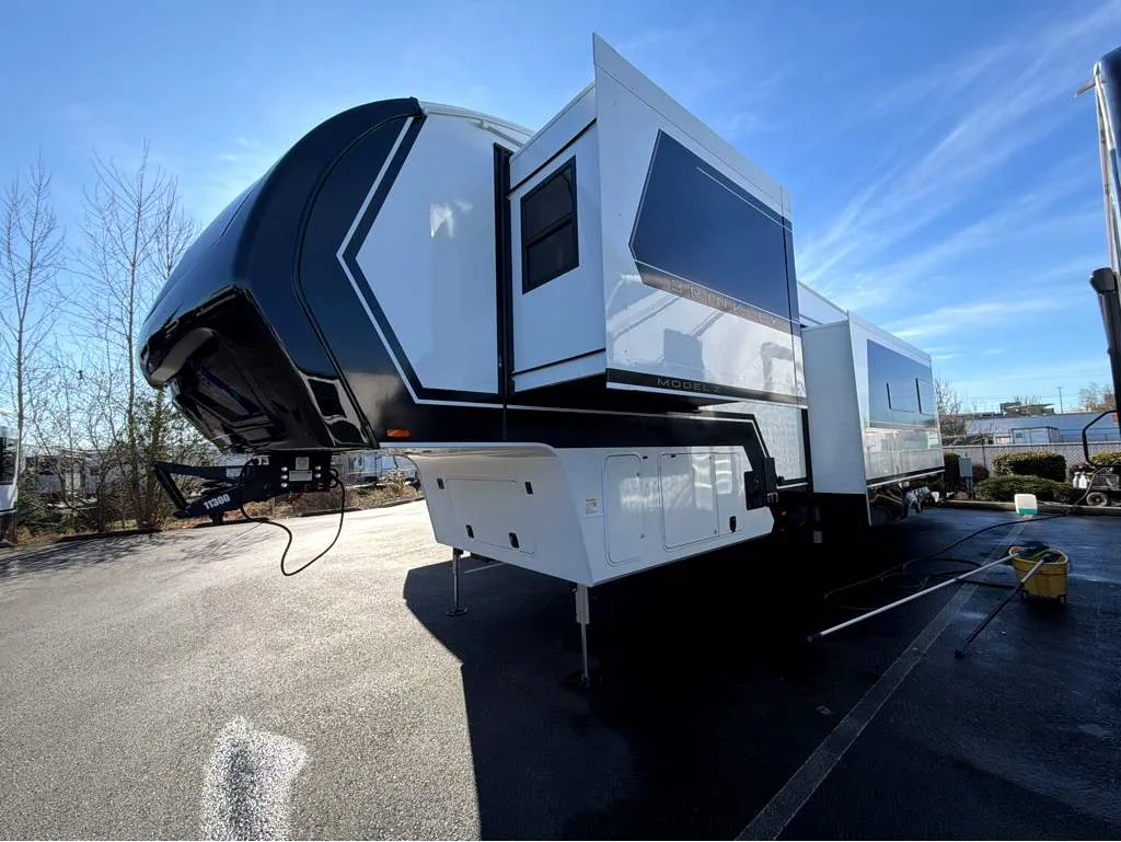 2026 Brinkley Model Z 3515, Photos photo 6