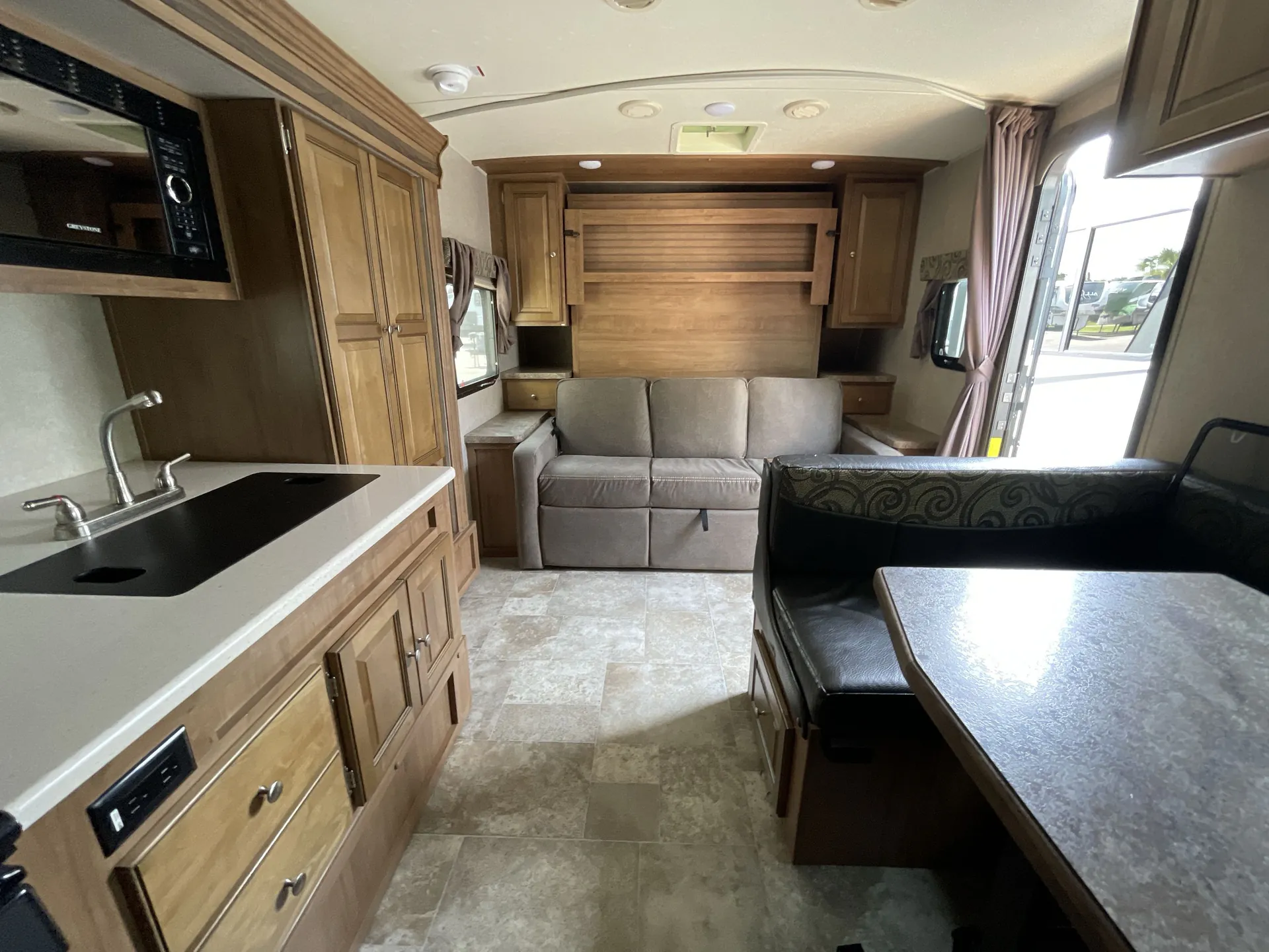 2018 Forest River Flagstaff Micro Lite 25KS — fireplace