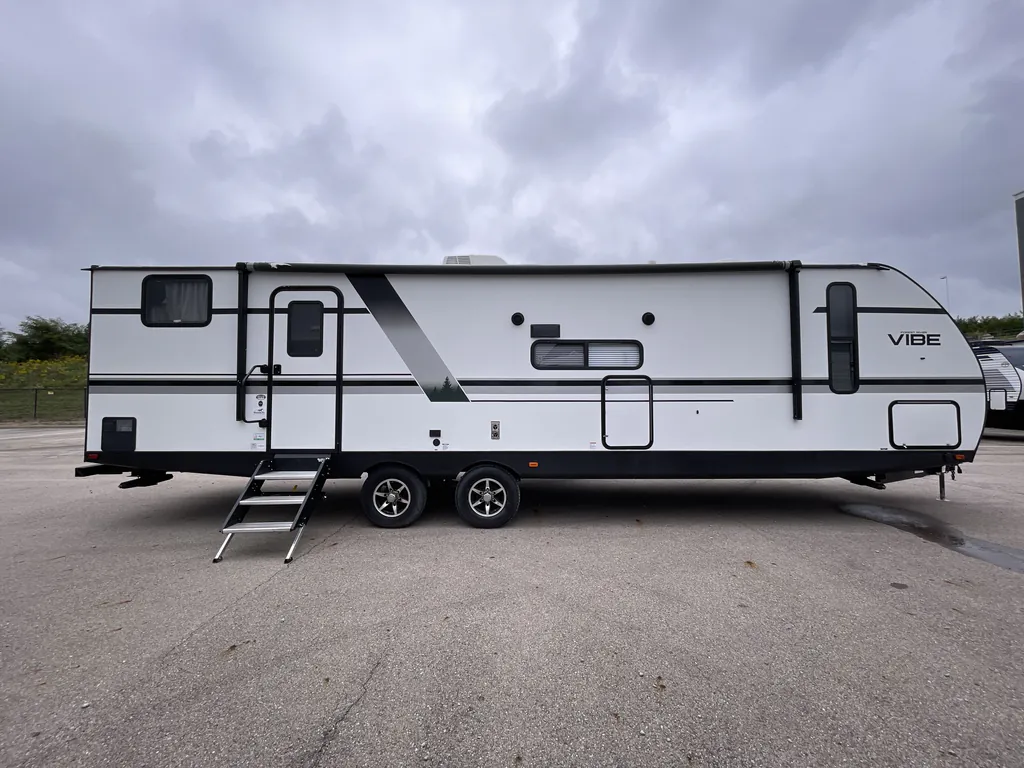 2021 Forest River Vibe 28BH, Photos photo 3