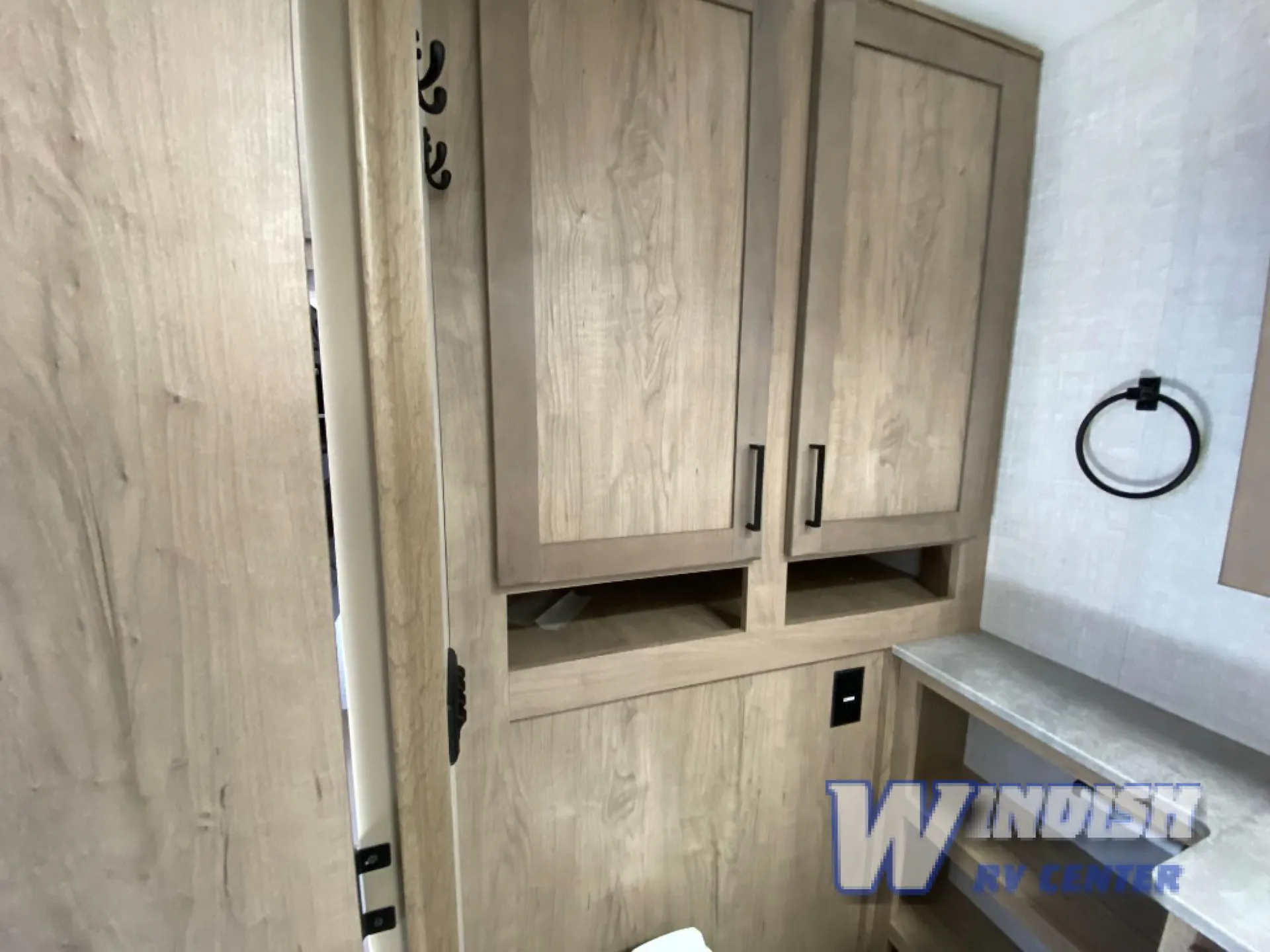 2023 Ember RV Overland Series 170MRB - Photo 4