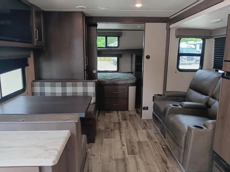 2023 Grand Design Transcend Xplor 297QB - Photo 3