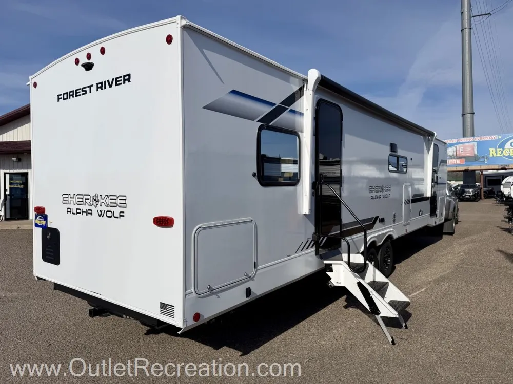 2026 Forest River Cherokee Alpha Wolf 29DCB - Photo 3