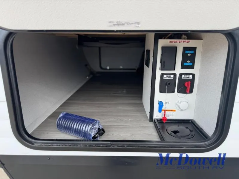 2026 Grand Design Transcend 325BHT - Photo 4