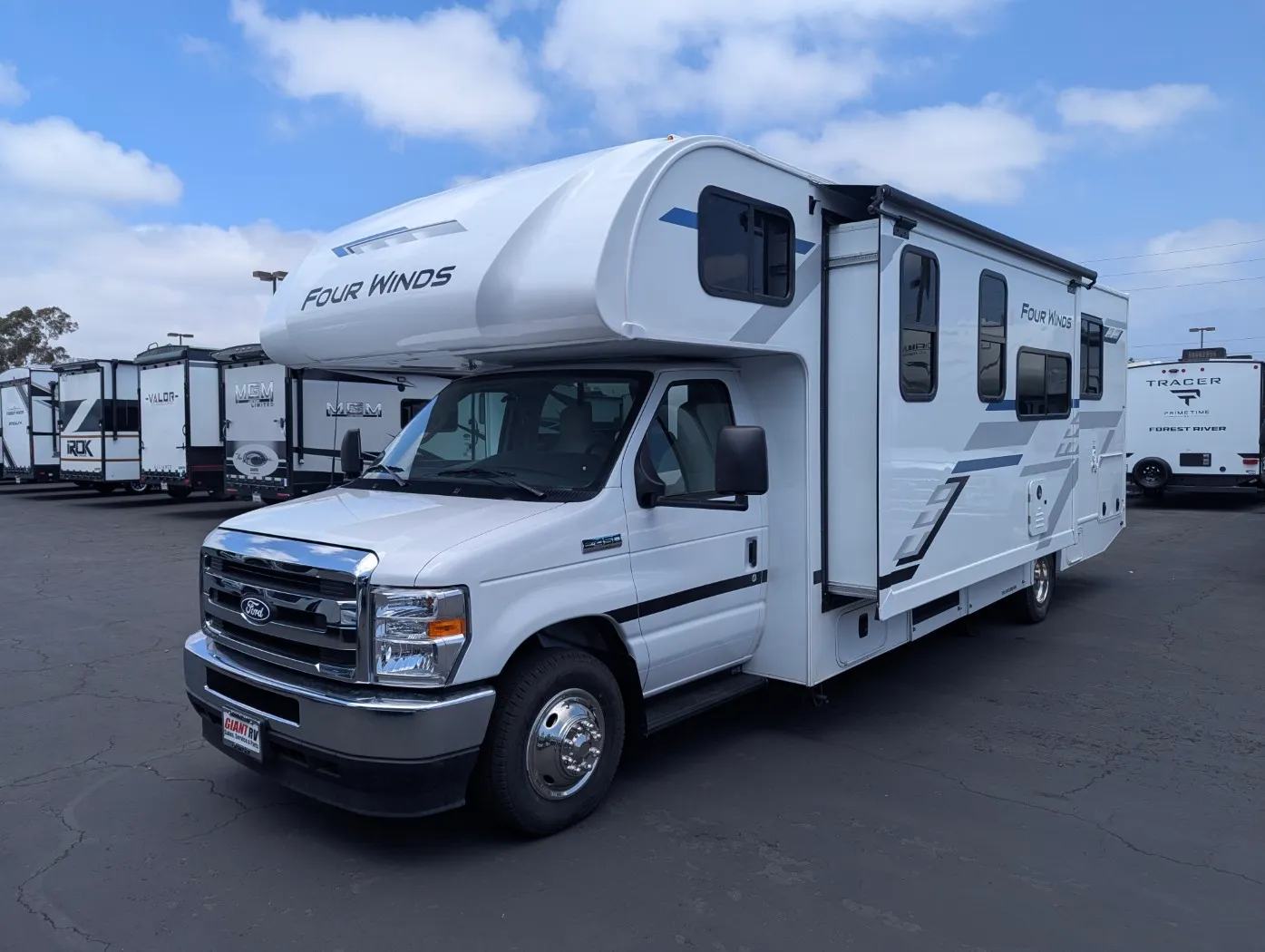 2027 Thor Motor Coach Four Winds 28Z - Photo 4