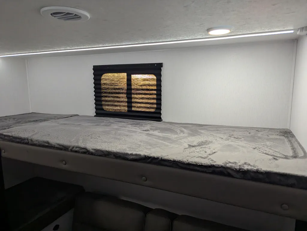 2026 Coachmen Freedom Express Select 30SE, Photos photo 63