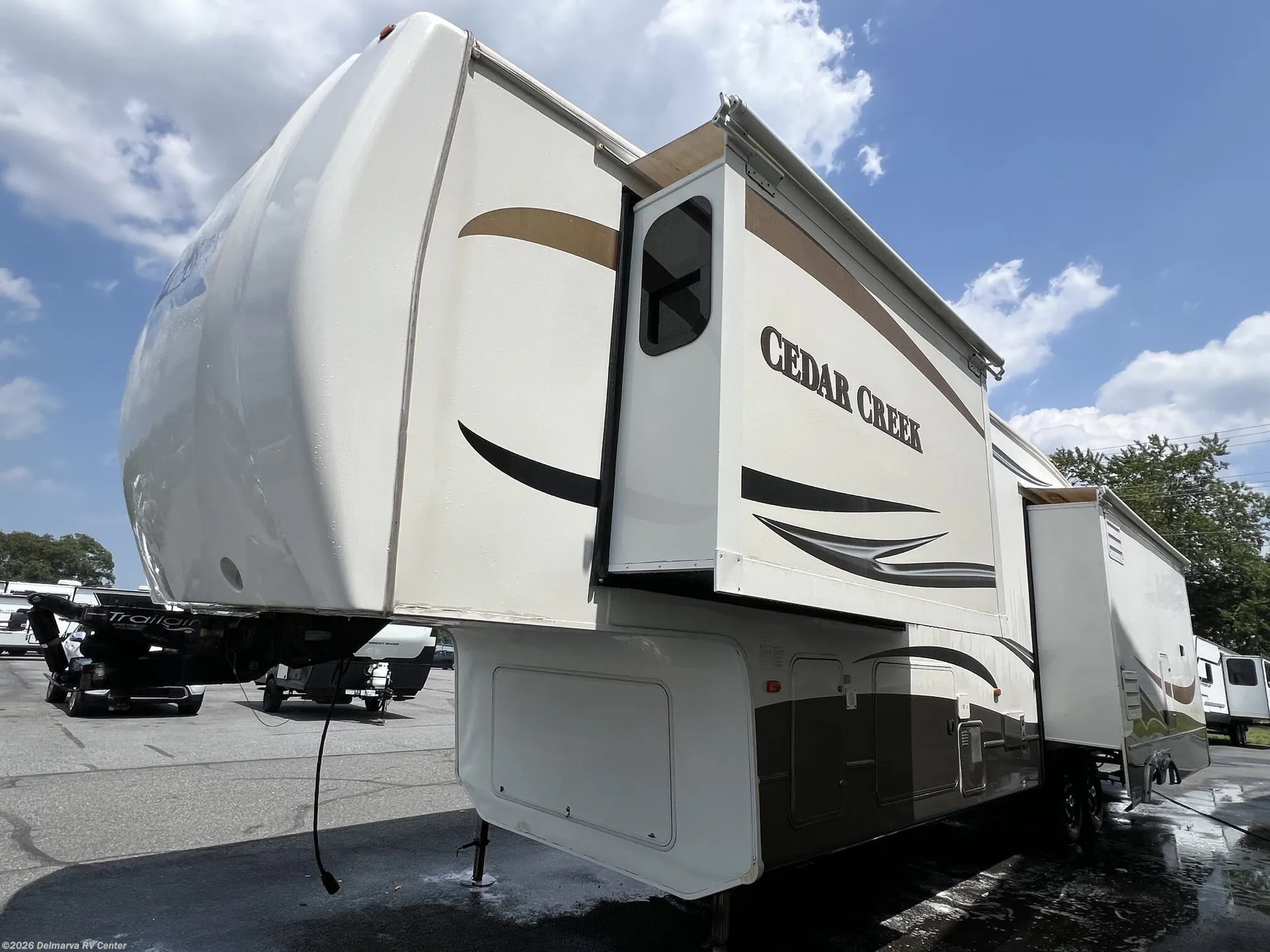 2011 Forest River Cedar Creek 36CKTS — Photo 6