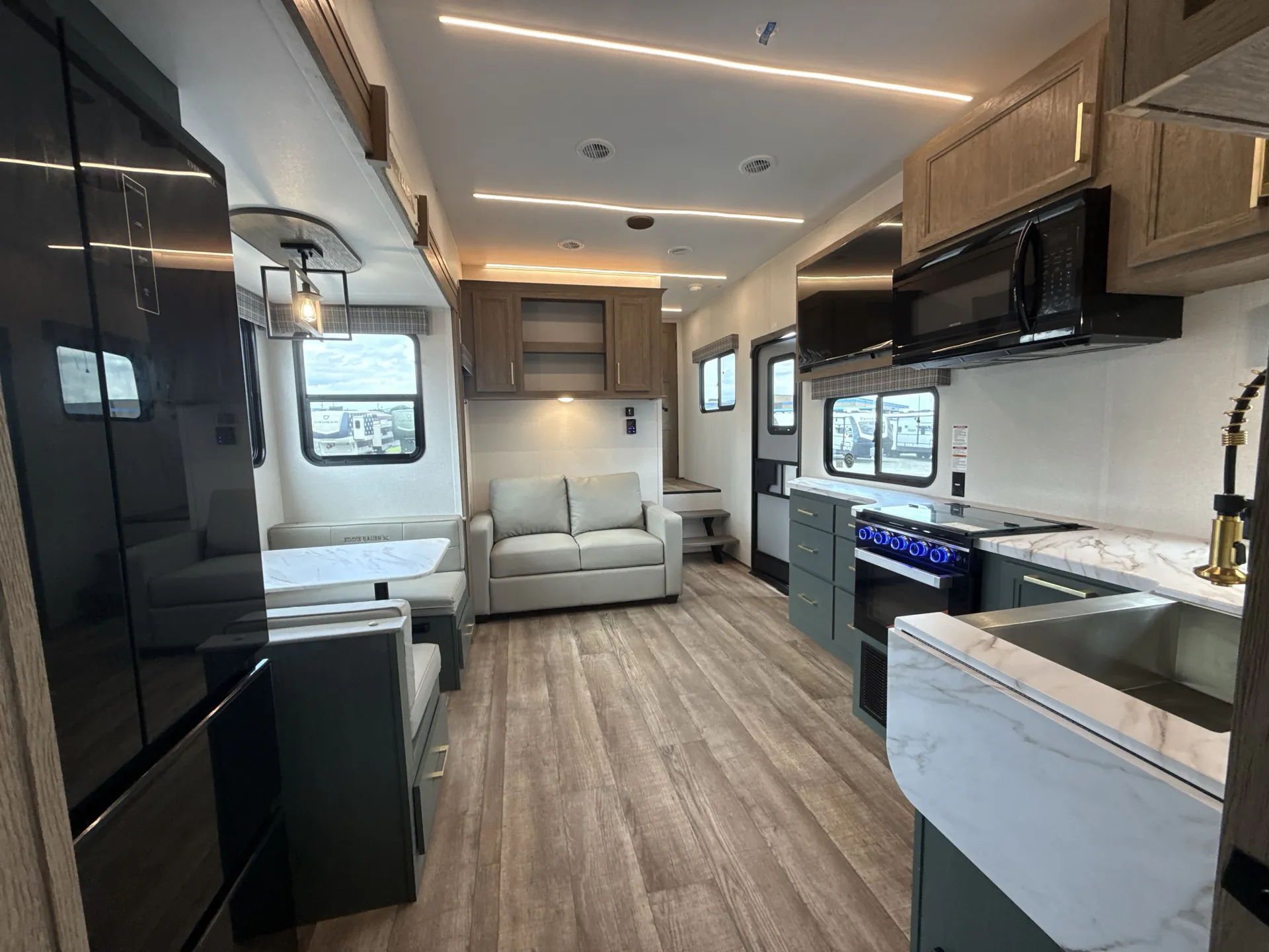2025 Heartland Eddie Bauer 3000BH — campside