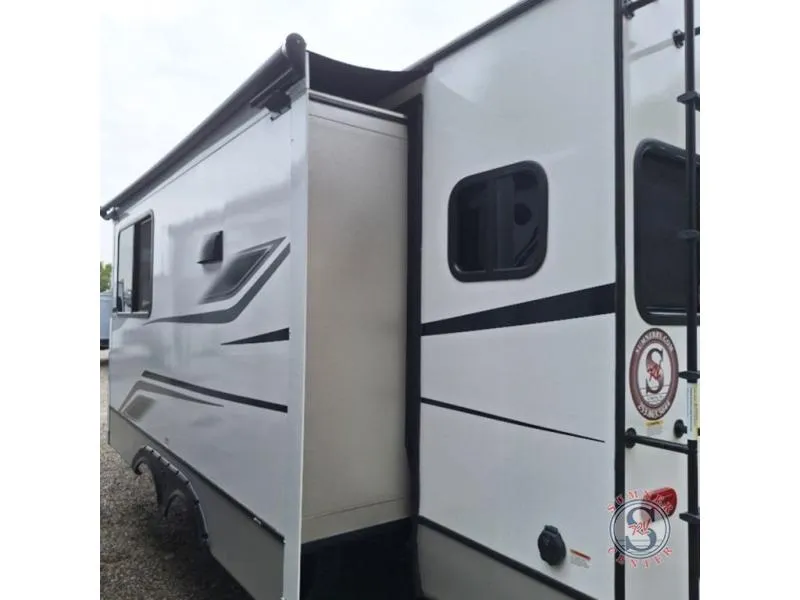 2023 Keystone RV Cougar Half-Ton 22MLSWE - Photo 4
