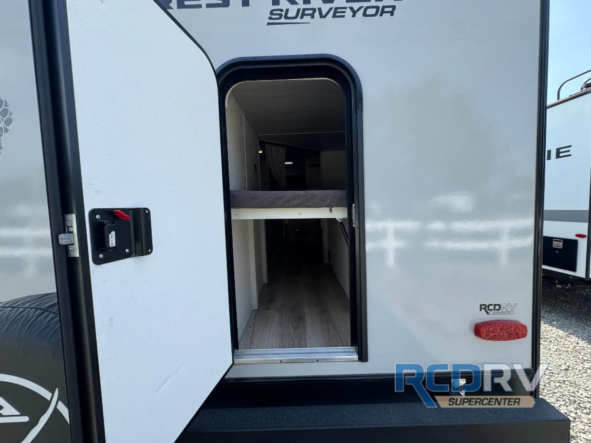 2025 Forest River Surveyor Legend 260BHLE — Photo 5