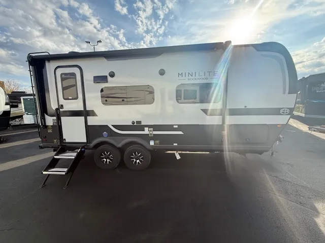2026 ROCKWOOD MINI LITE 2109S - Photo 2