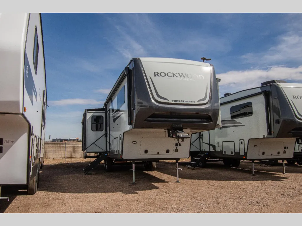 2026 Forest River Rockwood Signature R372RL, Photos photo 41