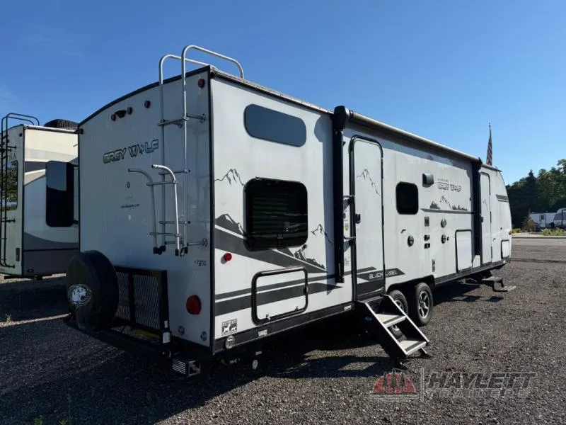2020 Forest River RV Cherokee Grey Wolf Black Label 27DBHBL - Photo 4