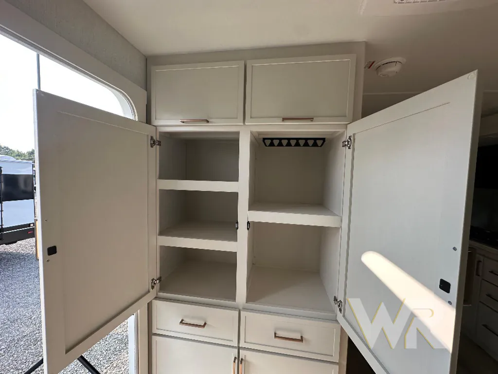 2026 Brinkley Model I 235, Photos photo 28