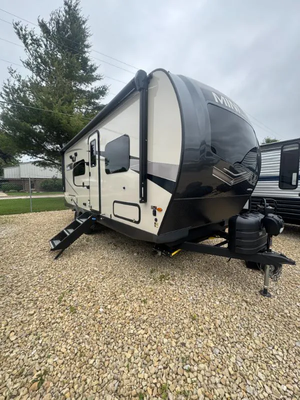 2023 Forest River Rockwood Mini Lite 2204S - Photo 2