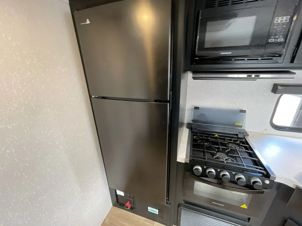 2022 Forest River Cherokee 306MM, Photos photo 5