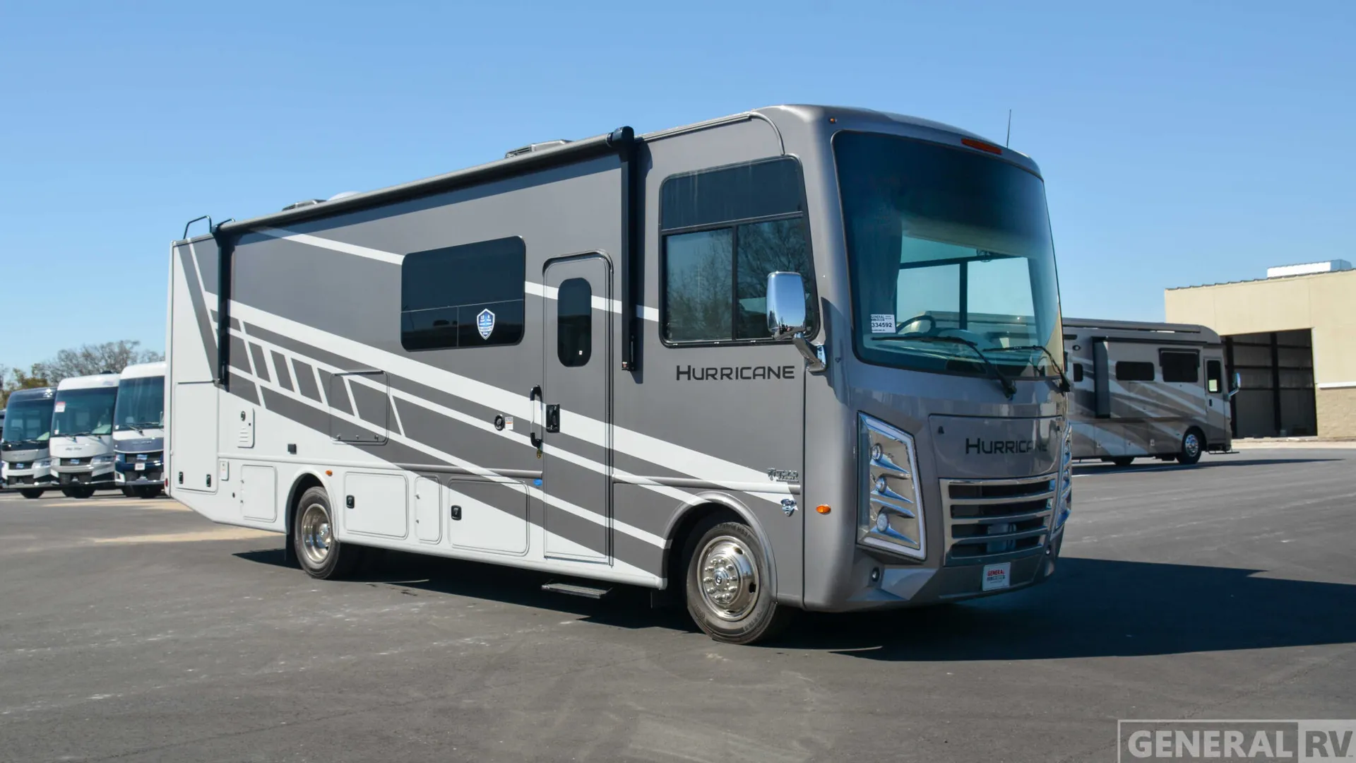 2026 Thor Motor Coach Hurricane 29L - Photo 2