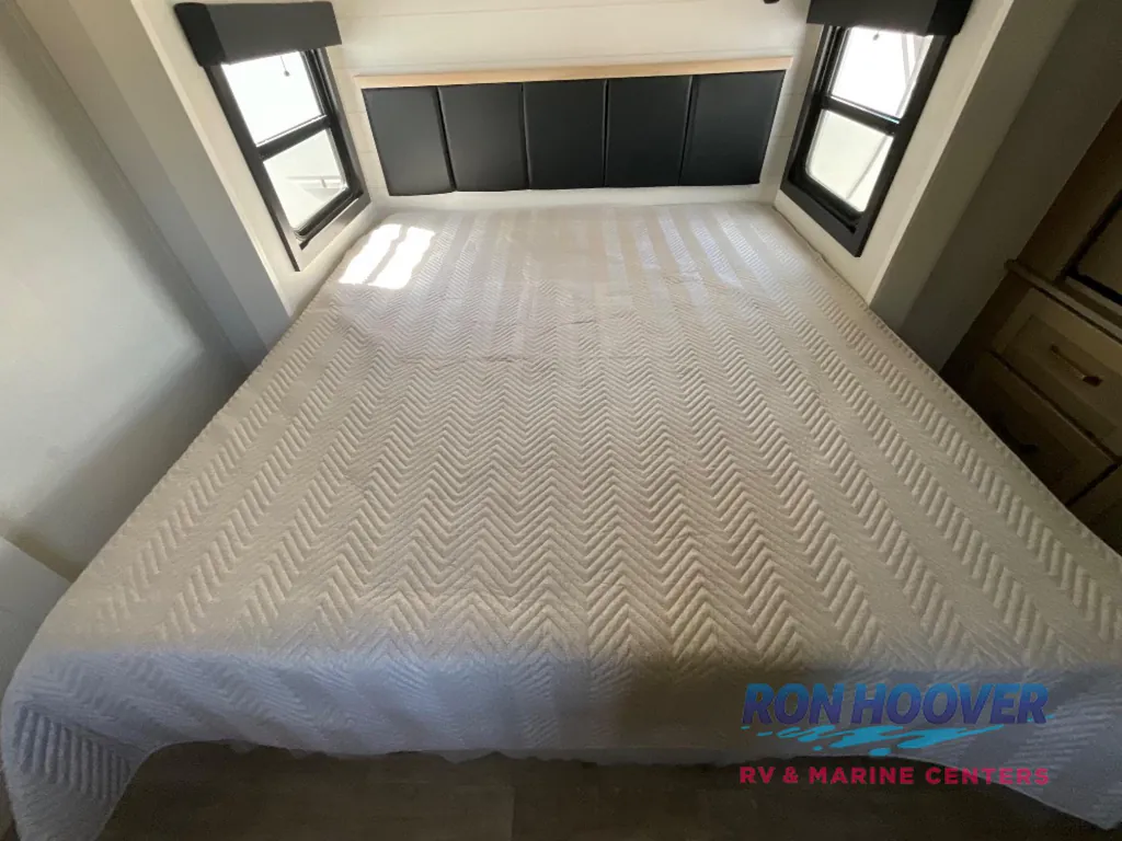 2026 Jayco Eagle 321RSTS, Photos photo 21