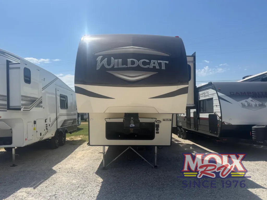 2019 Forest River Wildcat 383MB, Photos photo 2