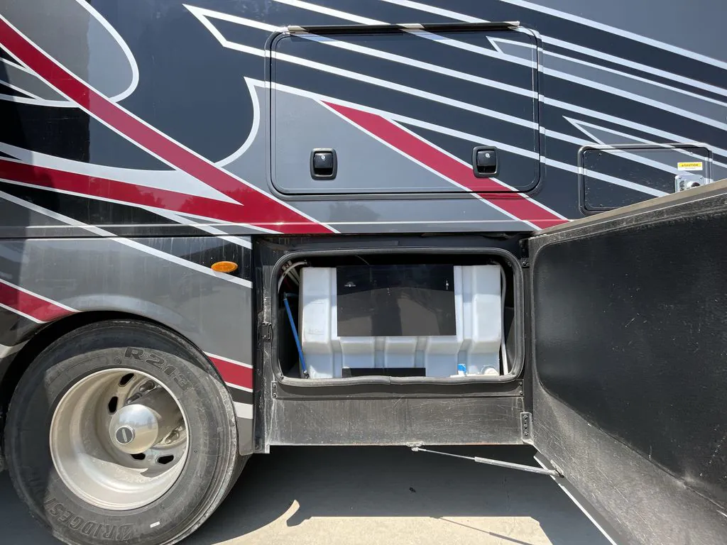 2023 Thor Motor Coach Inception 38BX - Photo 4